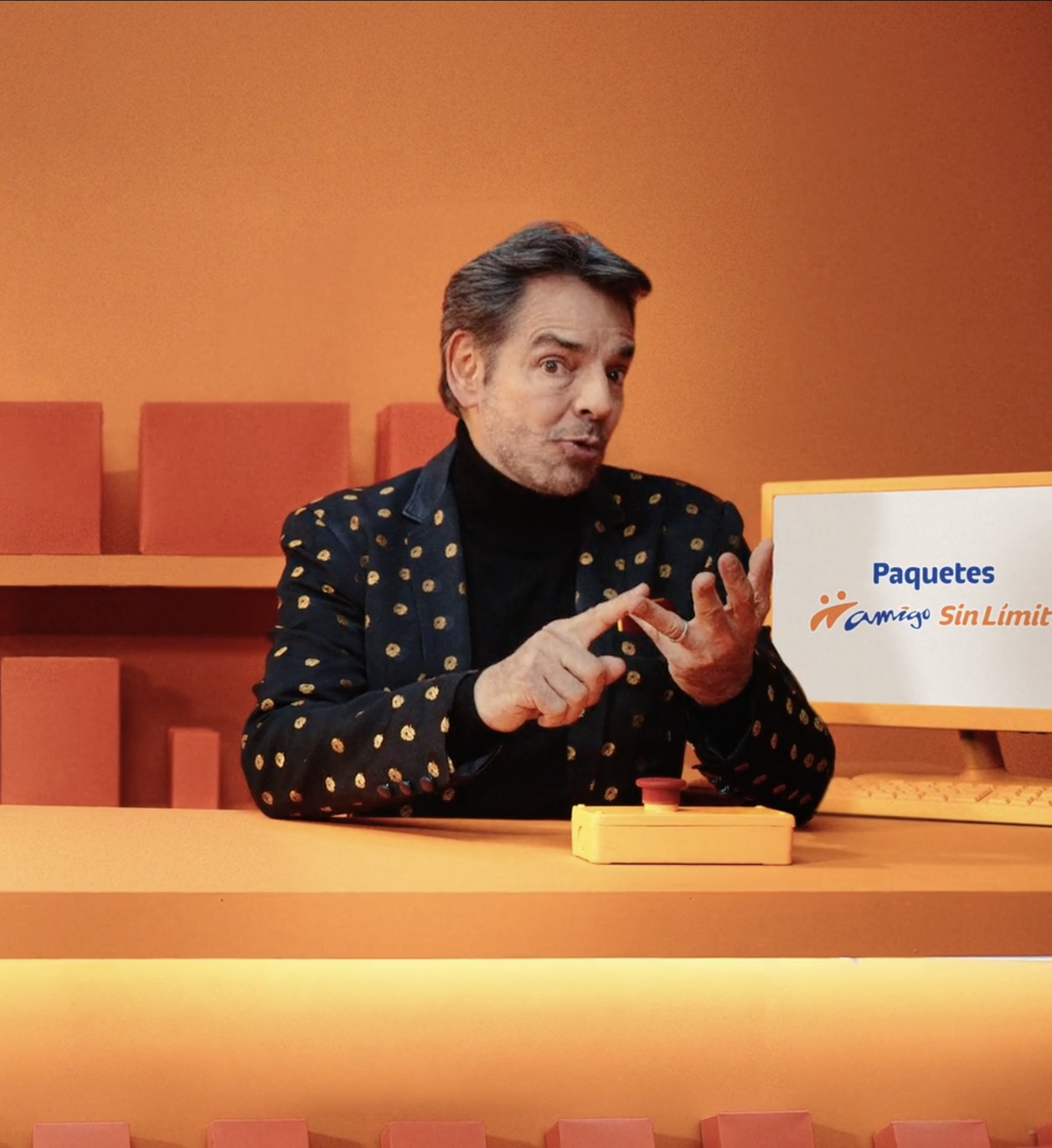 AMAZON | TELCEL – MUTIVERSO